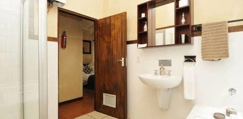 Aloe Guest House Херманус Экстерьер фото